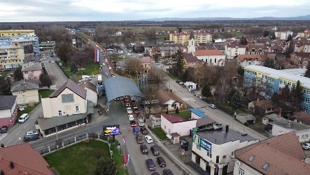 Kilometarske kolone na izlazu iz BiH: Policija uvodi stroge mjere